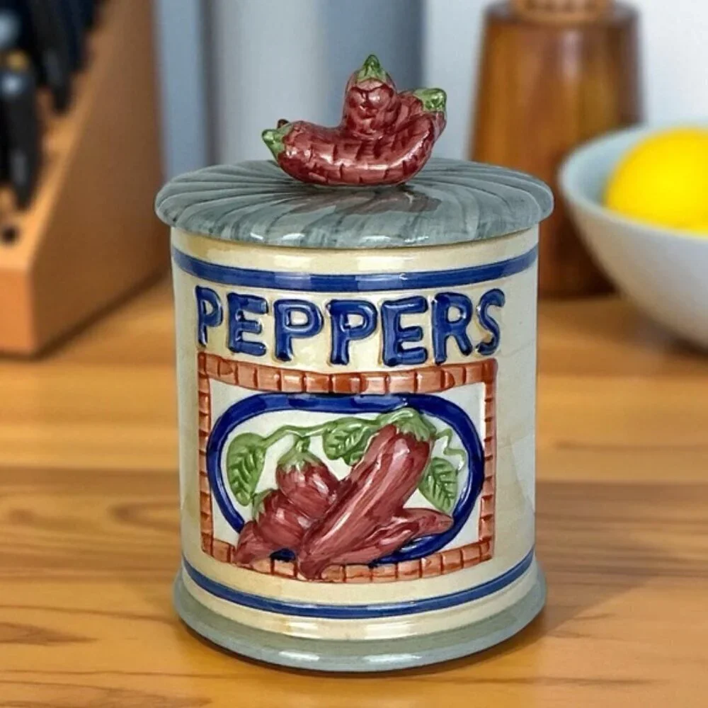 Vintage Pepper Canister Farmhouse Stoneware with Lid Multicolor 4 Cup 7 1/2” H